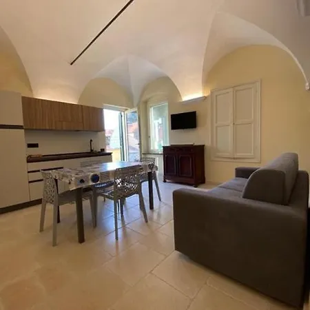 Seaview Terrace Jacuzzi Parking