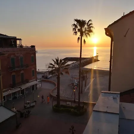 Διαμέρισμα Seaview Terrace Jacuzzi Parking Laigueglia